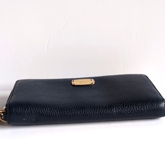 Michael Kors Jet Set Navy Blue Travel Zip Around Leather Wallet - Picture 4 of 15